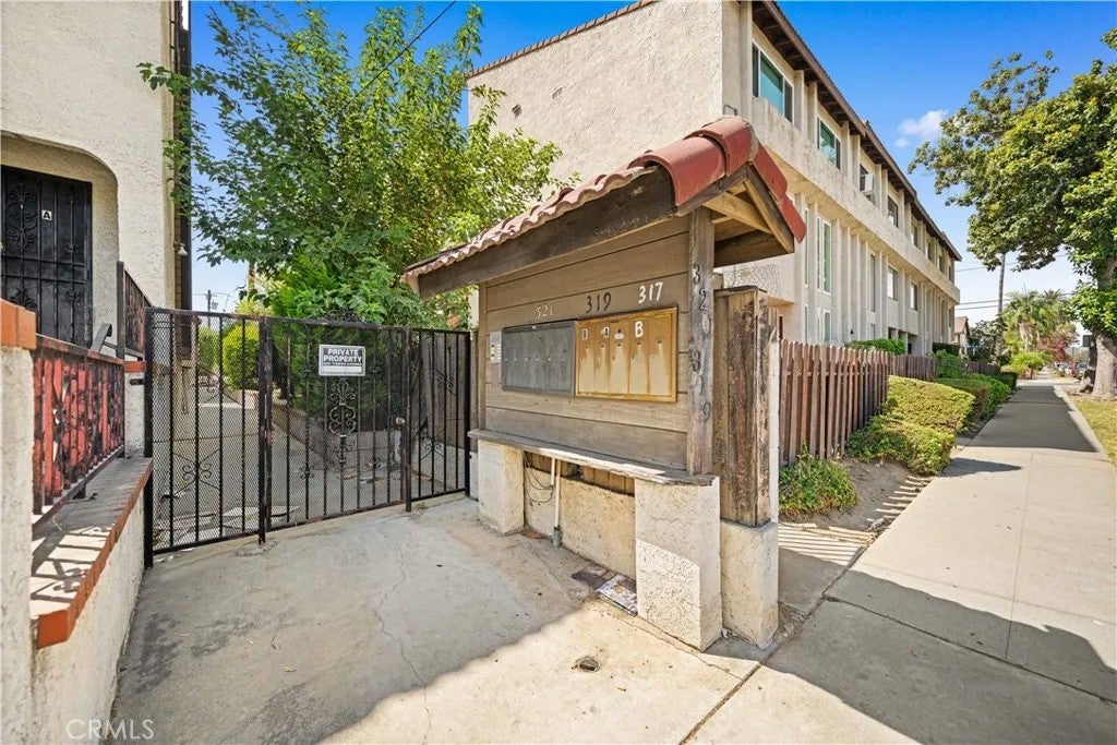 317 N Lincoln Street B