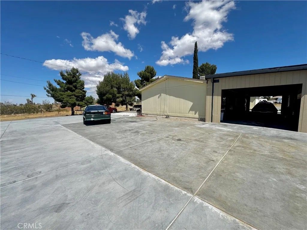 Photo of 2775 Duncan Road, Phelan, CA 92371 (MLS # OC26095272)