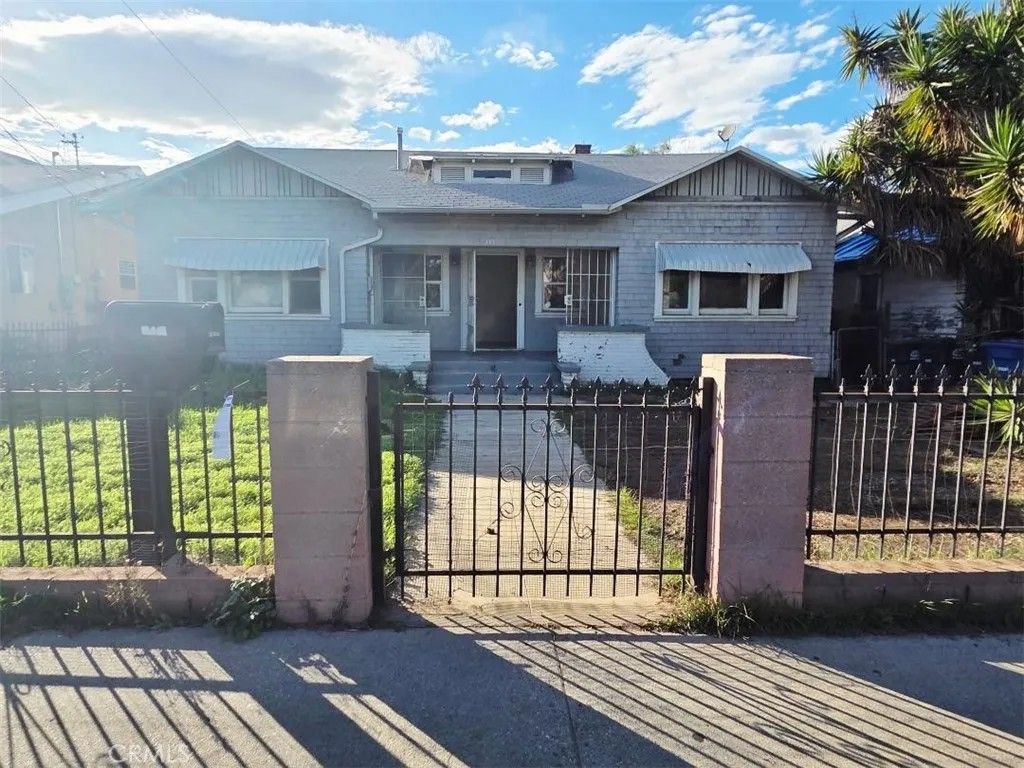 Photo of 167 N Eastman Ave, East Los Angeles, CA 90063 (MLS # MB25255926)