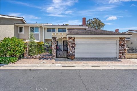 Property photo of 5173 Piccadilly Circle, Westminster, CA 92683