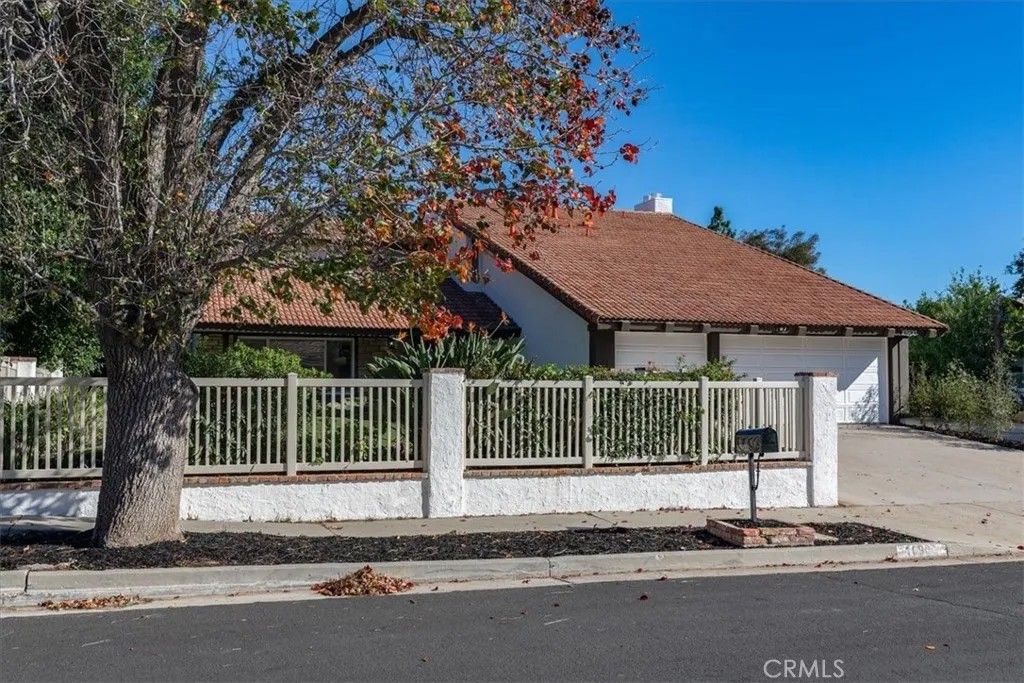 Photo of 10900 Remmet Avenue, Chatsworth, CA 91311 (MLS # IG26009237)