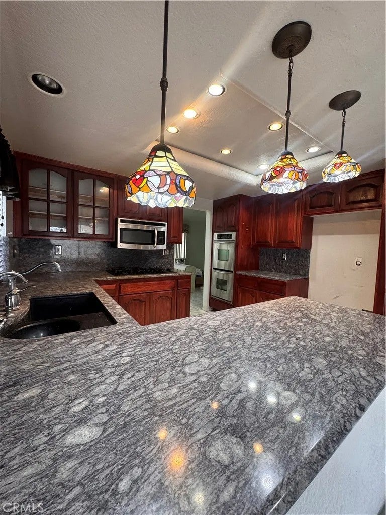 21396 Lilium Ct