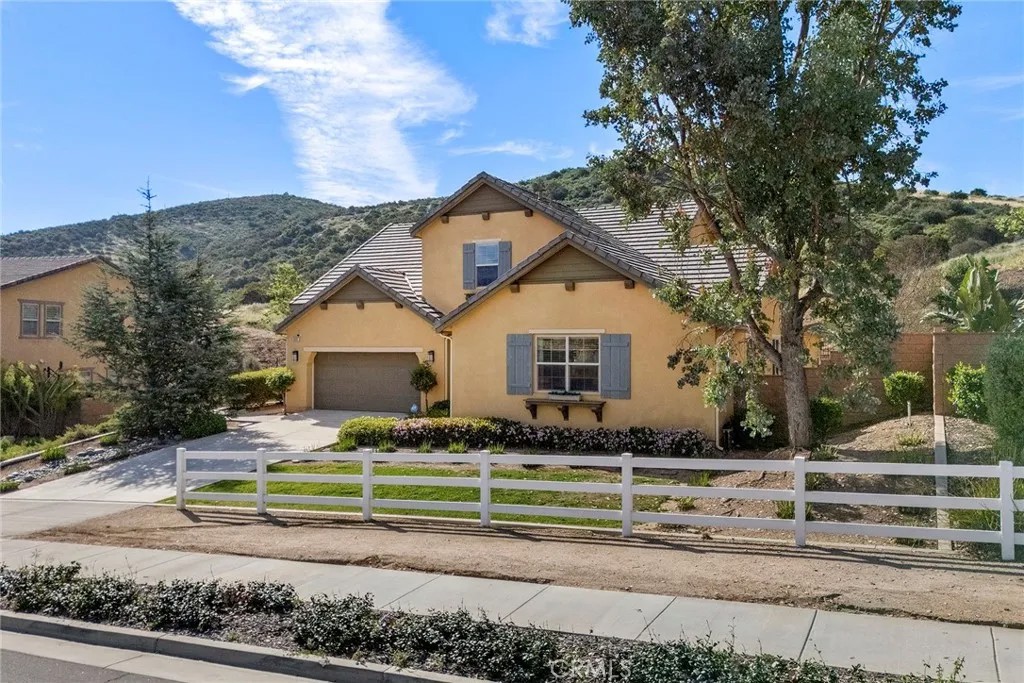 26261 Santiago Canyon