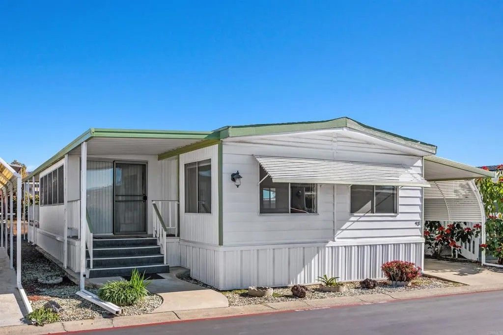 Photo of 1506 Oak Drive #93, Vista, CA 92084 (MLS # NDP2511363)