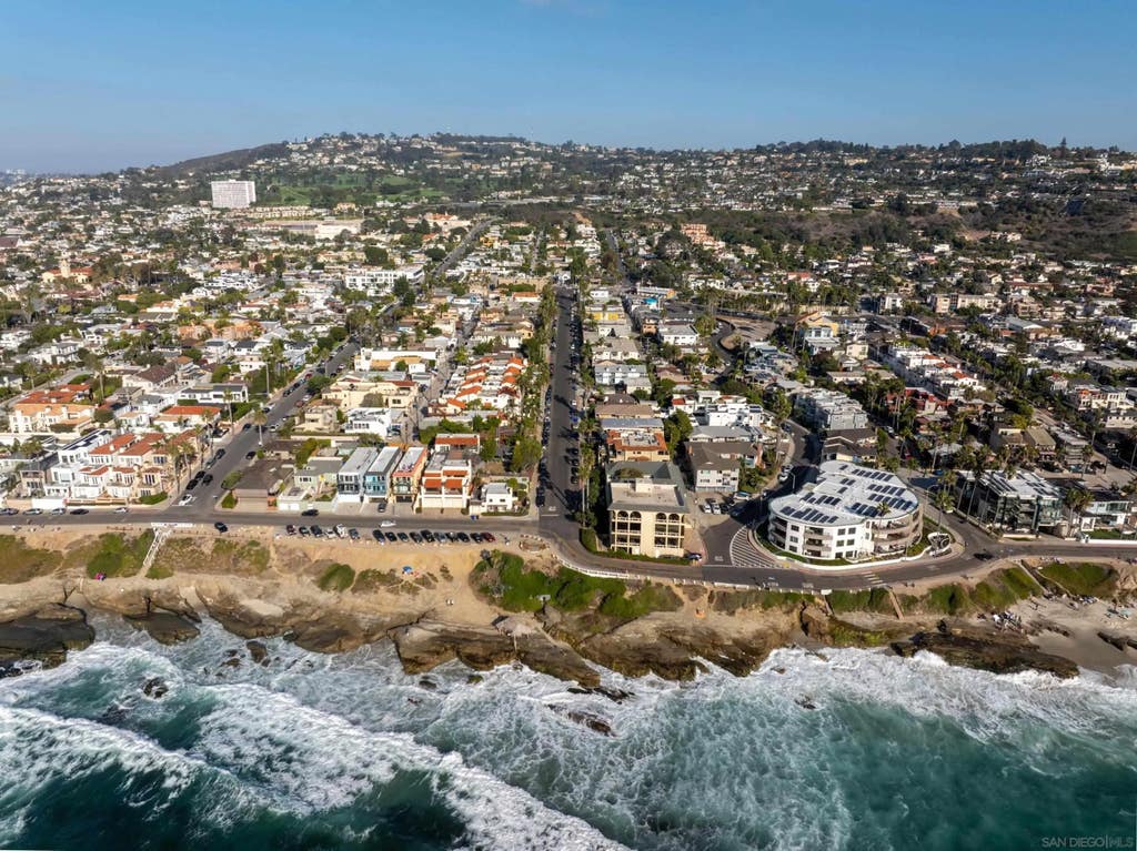 Photo of 434 Bonair ST, La Jolla, CA 92037 (MLS # 260017604)