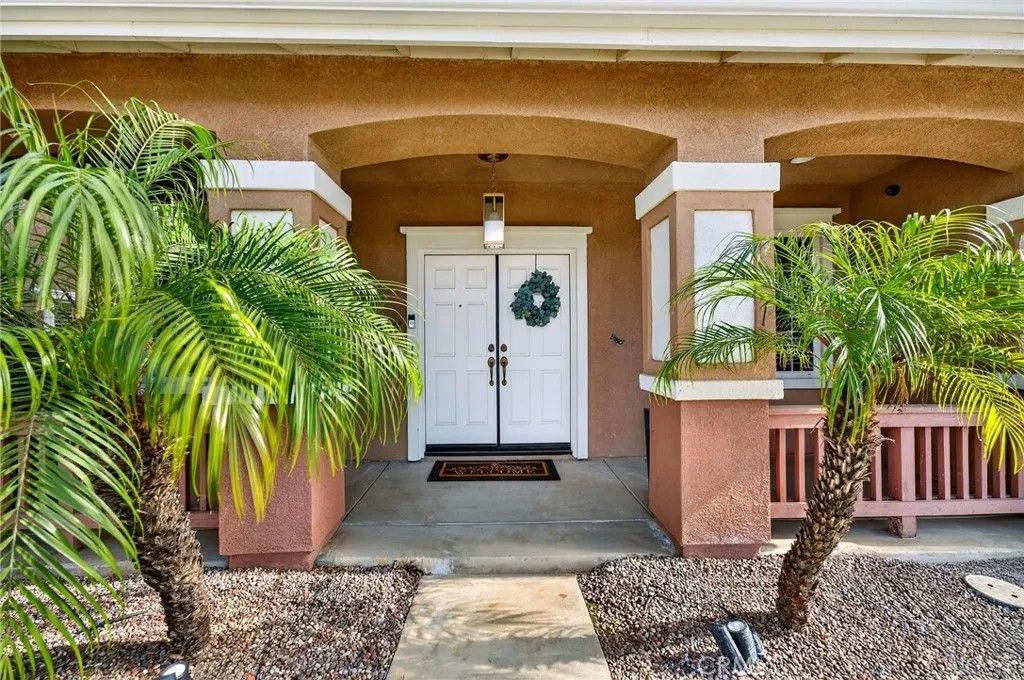 Photo of 33756 Salvia Ln, Murrieta, CA 92563 (MLS # SW26025032)