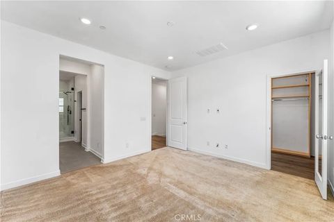 Tiny photo for 27568 Heron Pl, Valencia, CA 91381 (MLS # SR26063957)