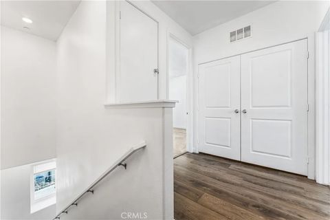 Tiny photo for 27568 Heron Pl, Valencia, CA 91381 (MLS # SR26063957)