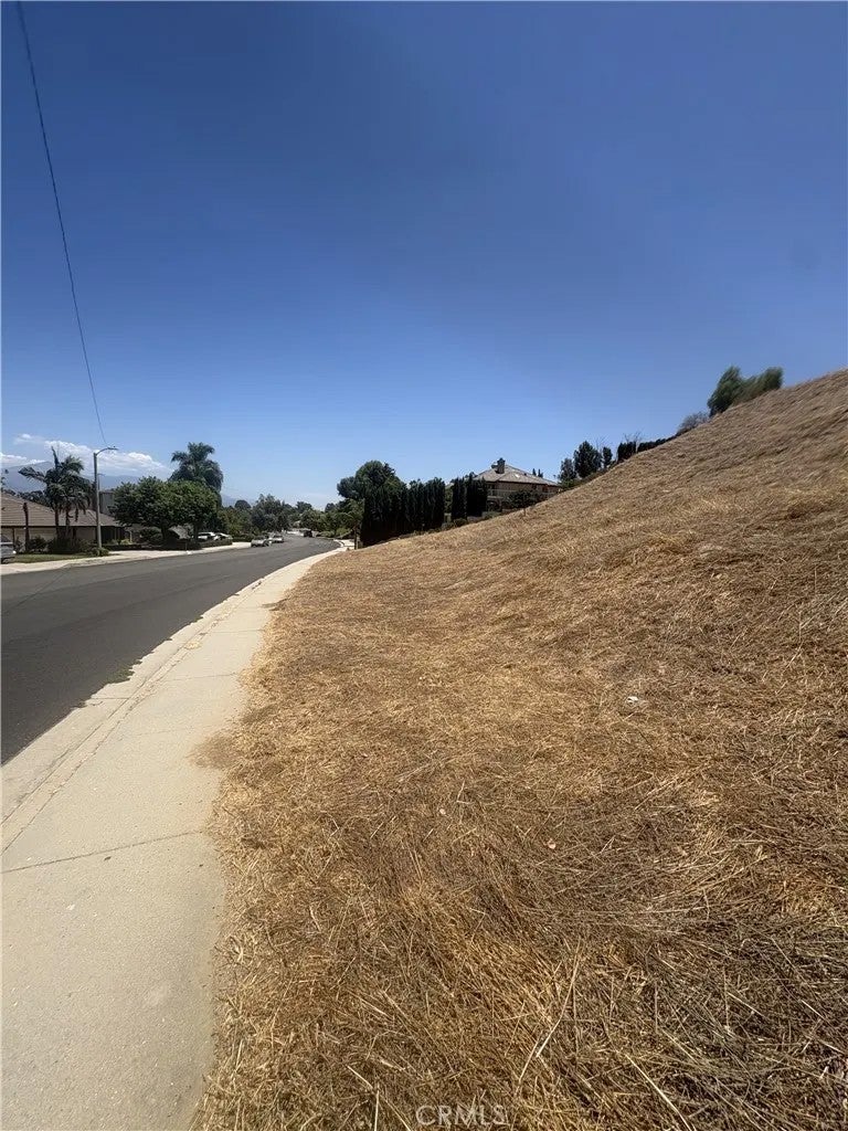25451 Huron