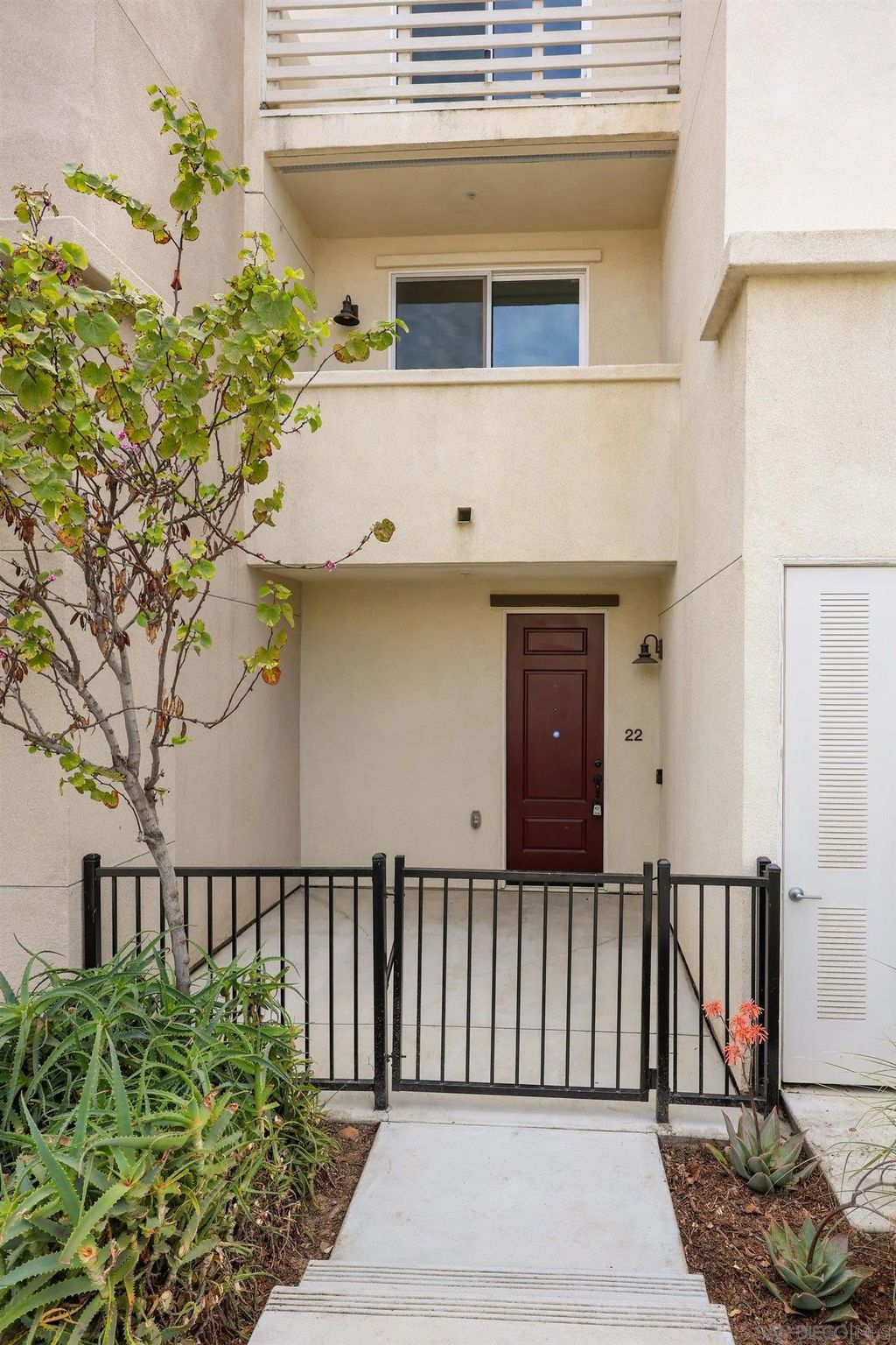 Photo of 5145 Calle Sandwaves #22, San Diego, CA 92154 (MLS # 260008162)