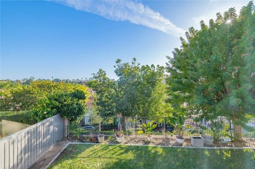 Photo of 24772 Oxford Dr, Laguna Niguel, CA 92677 (MLS # OC25279056)