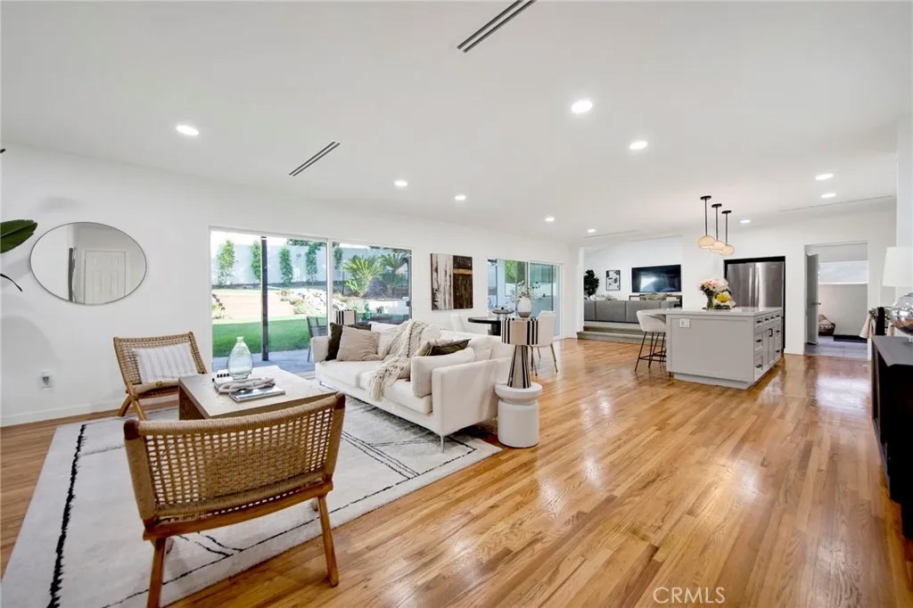 4210 Sepulveda Boulevard