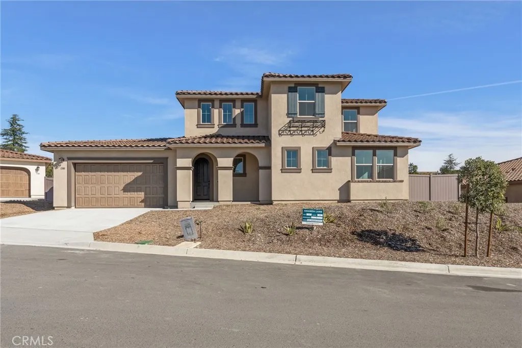 1381 Amanda Glen South