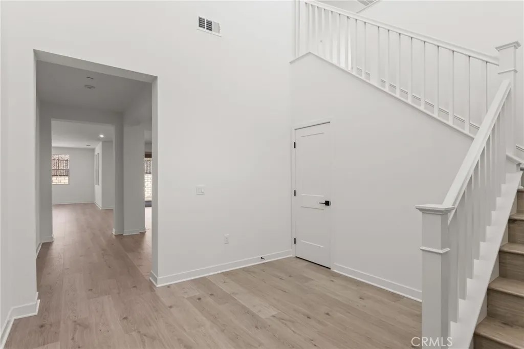 1381 Amanda Glen South