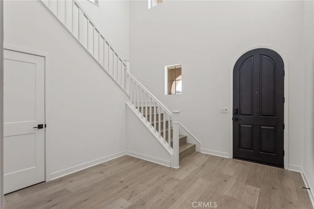 1381 Amanda Glen South