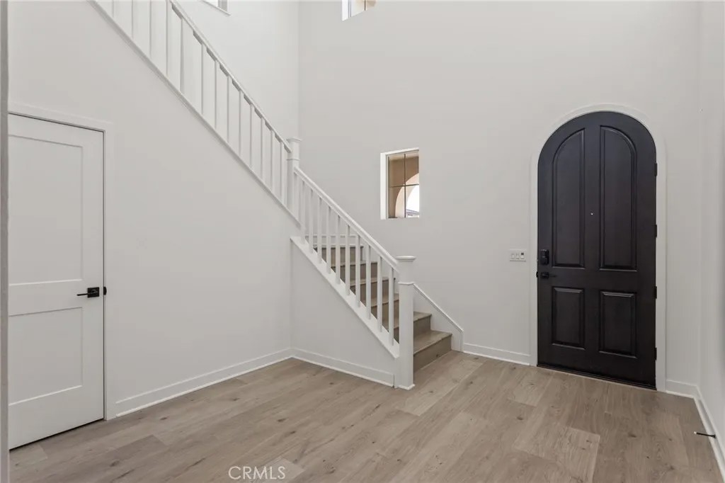 1381 Amanda Glen South