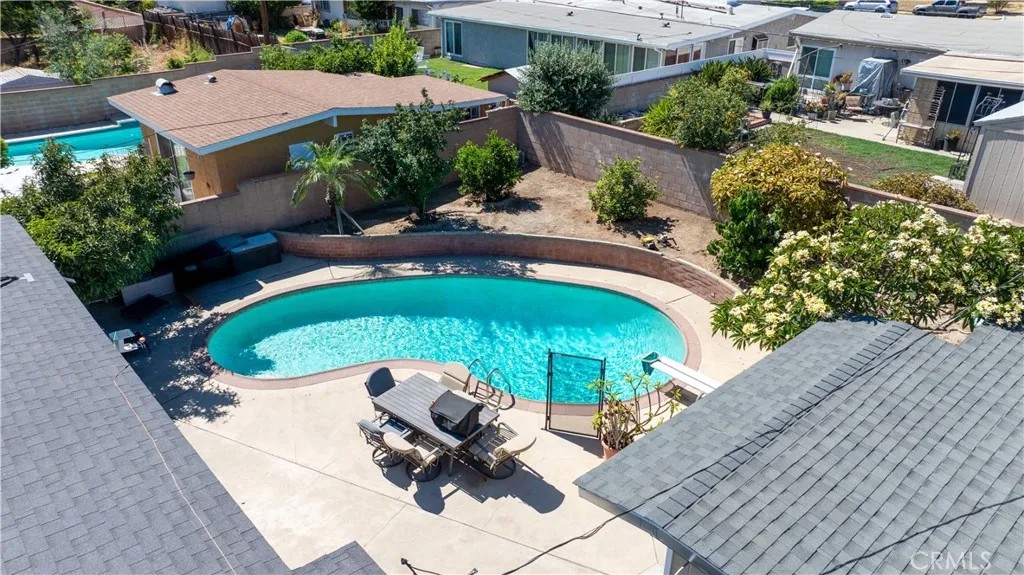 1448 W Berkeley Court