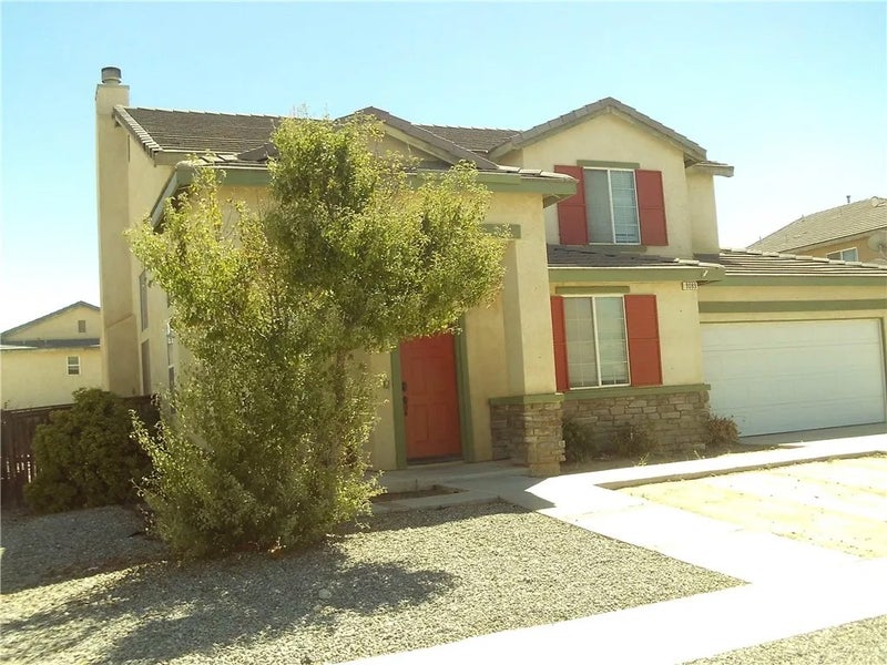 9089 Goldenrod Court