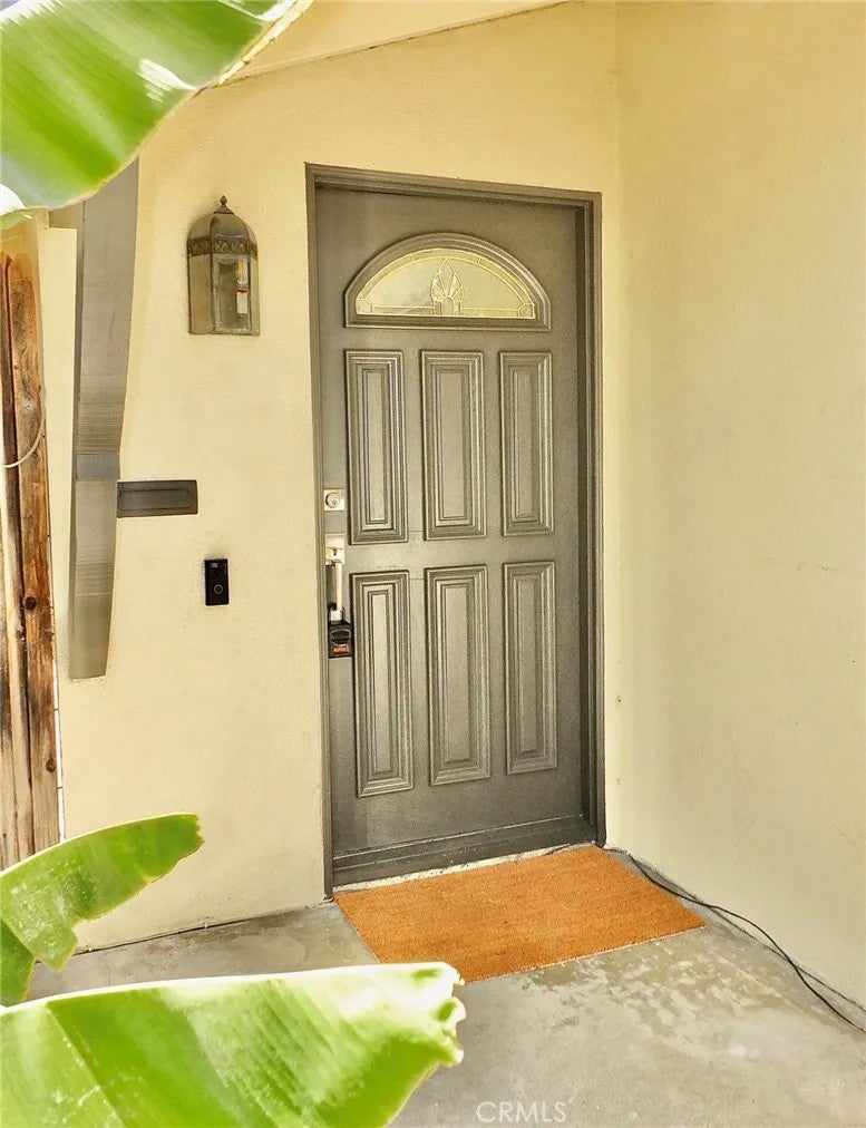 621 Termino Avenue