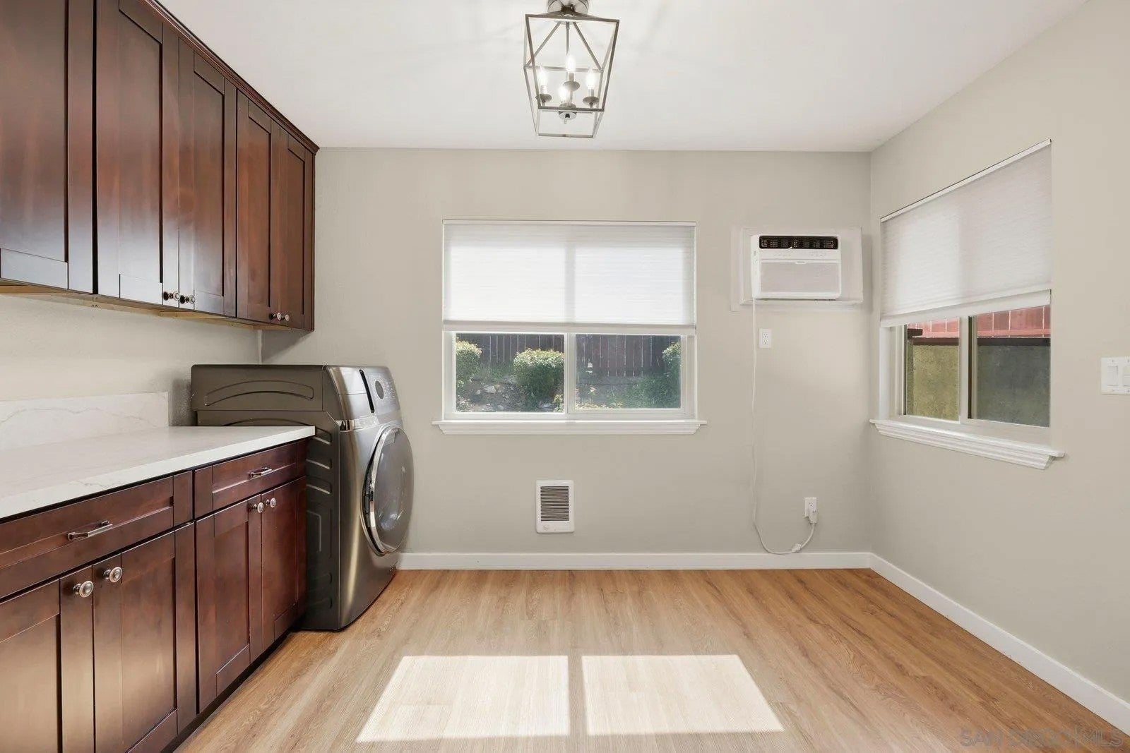 5513 Adobe Falls 5