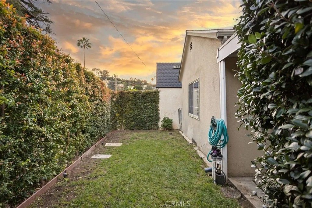 Photo of 1119 Princeton Drive, Glendale, CA 91205 (MLS # CV25278038)