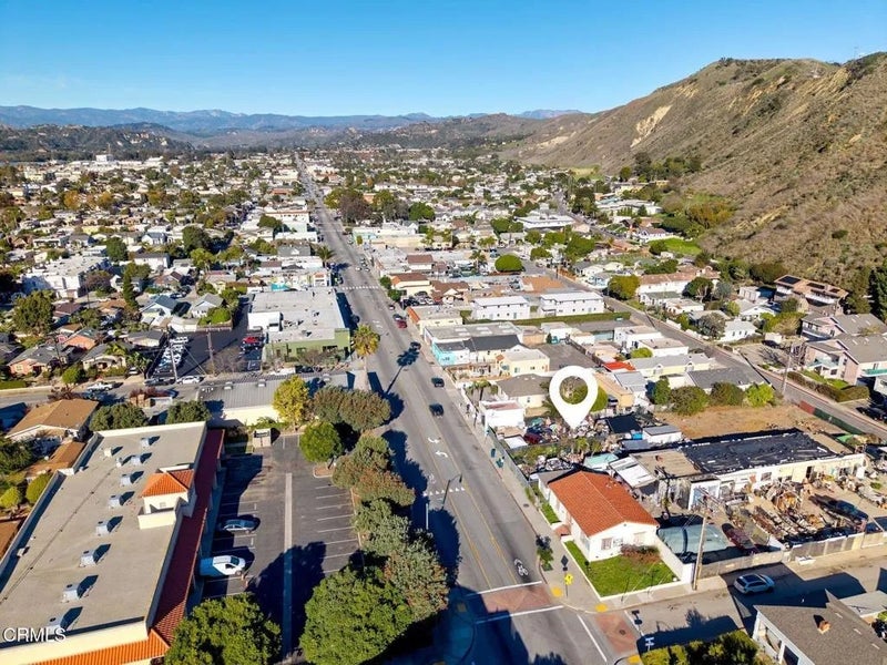 320 N Ventura