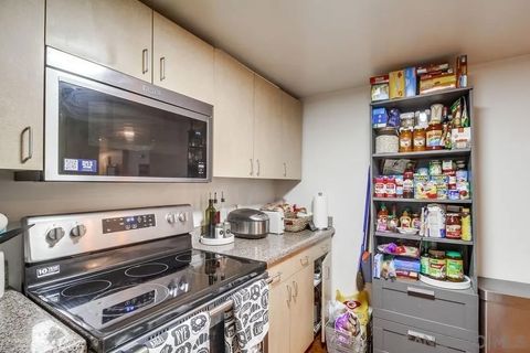 Tiny photo for 425 W Beech St #302, San Diego, CA 92101 (MLS # 250040945)