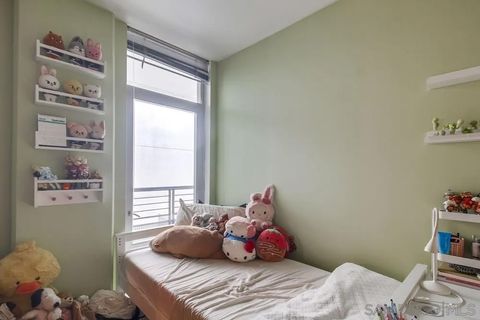 Tiny photo for 425 W Beech St #302, San Diego, CA 92101 (MLS # 250040945)