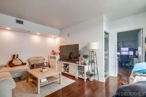Tiny photo for 425 W Beech St #302, San Diego, CA 92101 (MLS # 250040945)