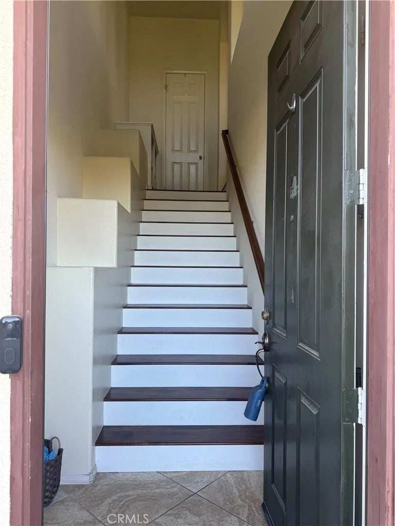 2750 E Oak Hill 12