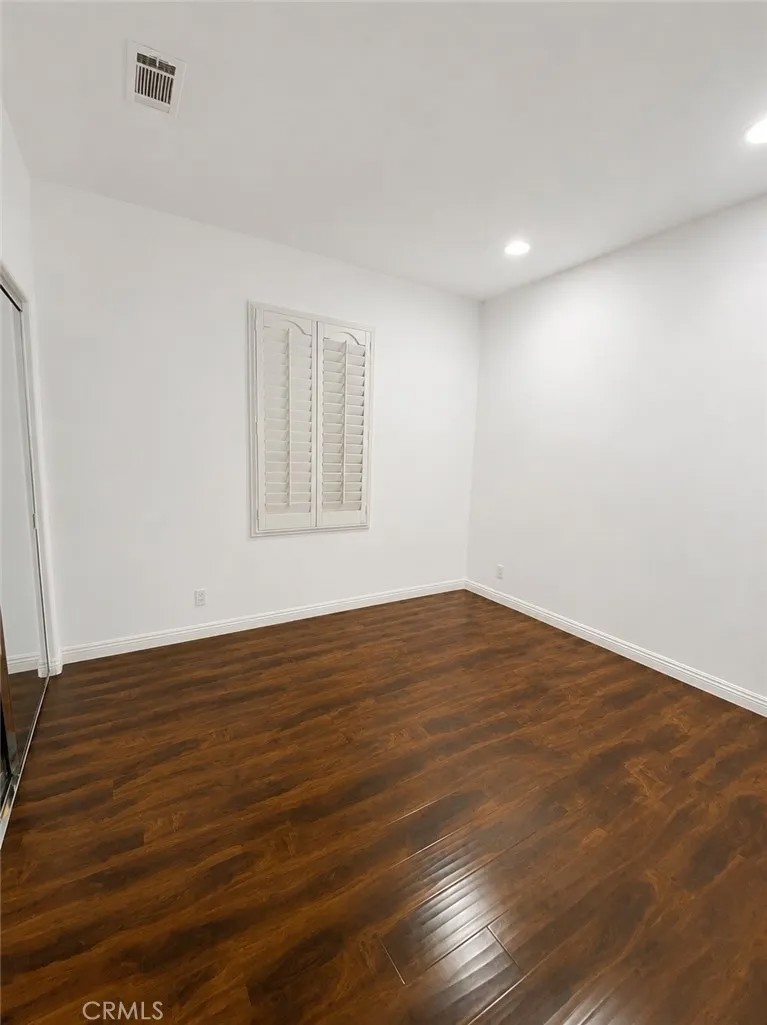 2750 E Oak Hill 12