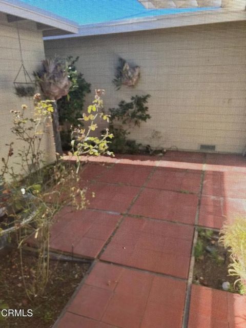Tiny photo for 329 Mariposa Drive, Ventura, CA 93001 (MLS # V1-33177)