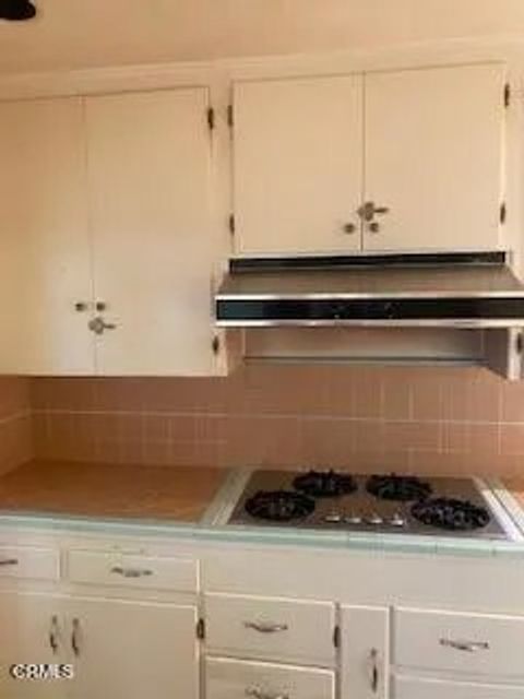 Tiny photo for 329 Mariposa Drive, Ventura, CA 93001 (MLS # V1-33177)