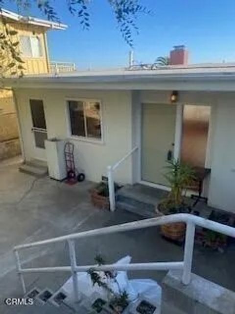 Tiny photo for 329 Mariposa Drive, Ventura, CA 93001 (MLS # V1-33177)