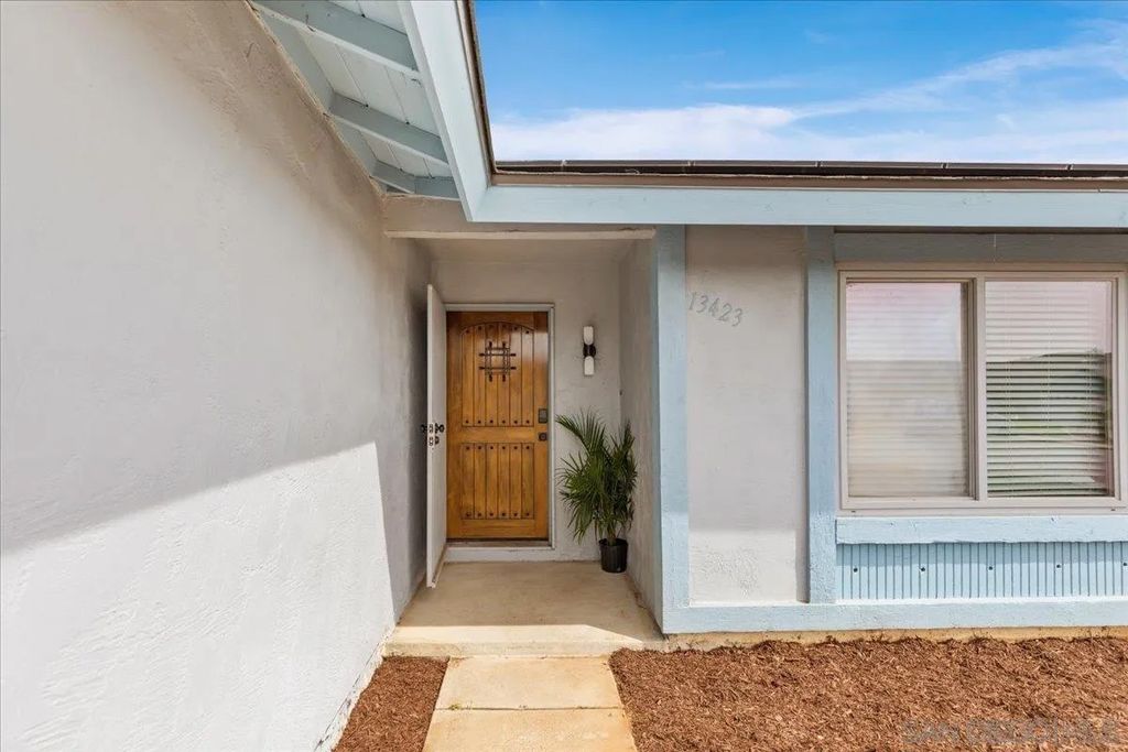 Photo of 13423 Floral Ave, Poway, CA 92064 (MLS # 260007721)