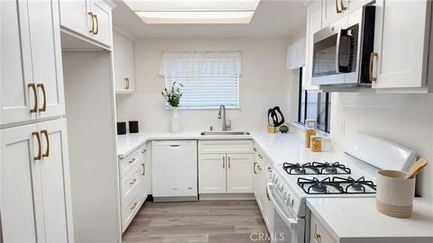 Tiny photo for 1540 Corte Hacienda, Upland, CA 91786 (MLS # CV25246439)