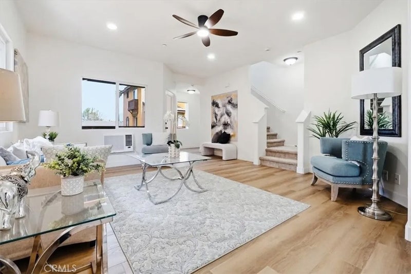 511 N Lark Ellen F