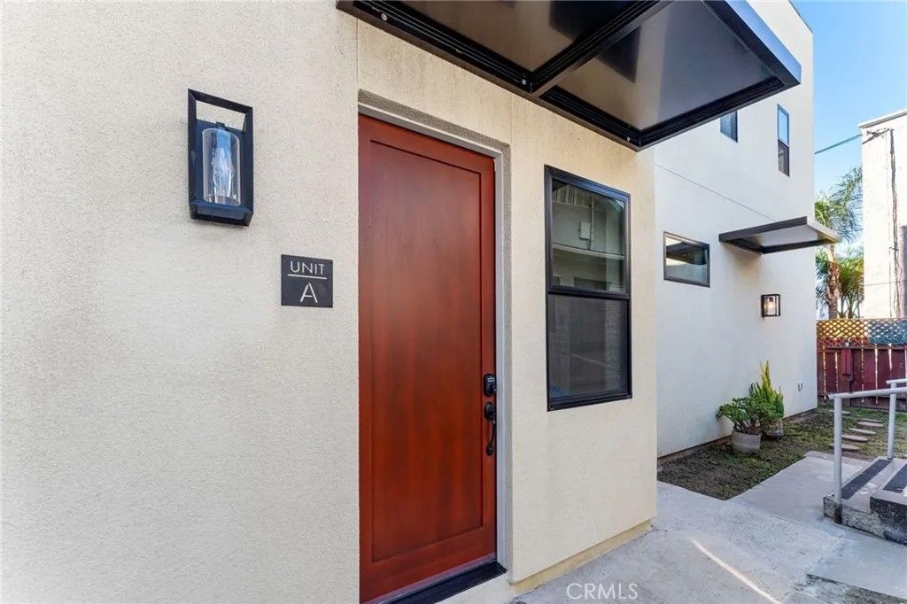 Photo of 2430 E 7th Street, Long Beach, CA 90804 (MLS # CV26025326)