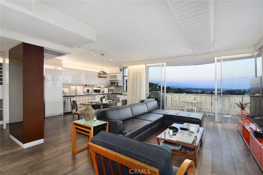 4411 Los Feliz Boulevard 1007
