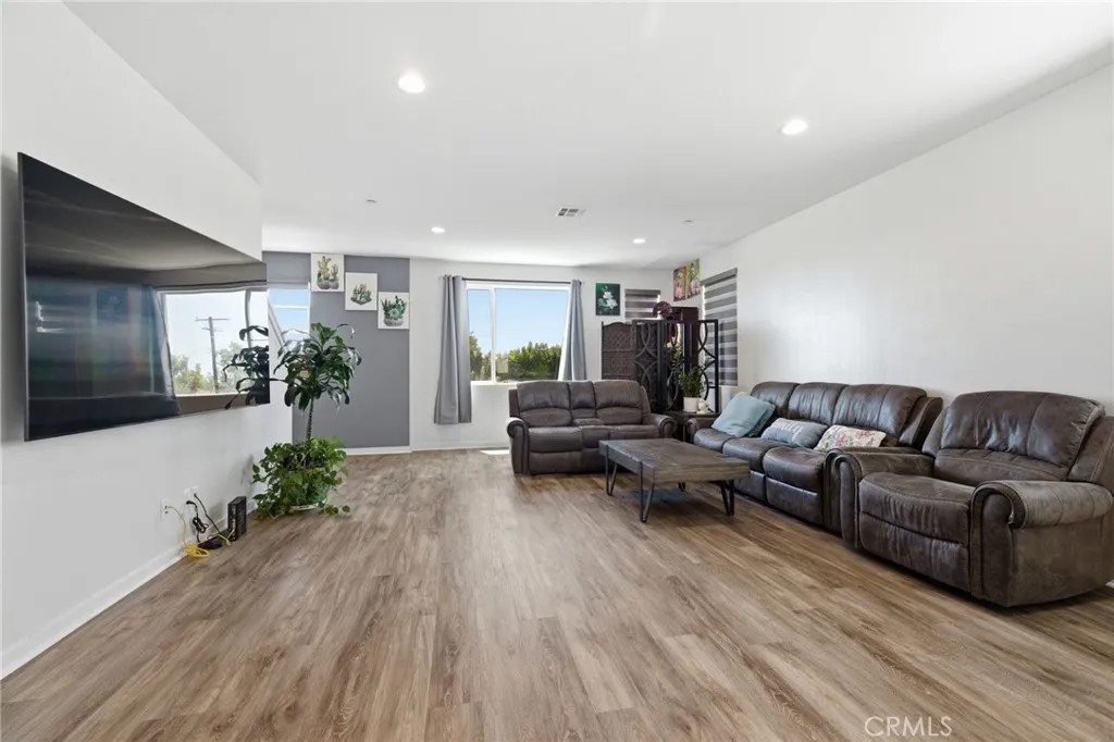 10881 Shoals Place
