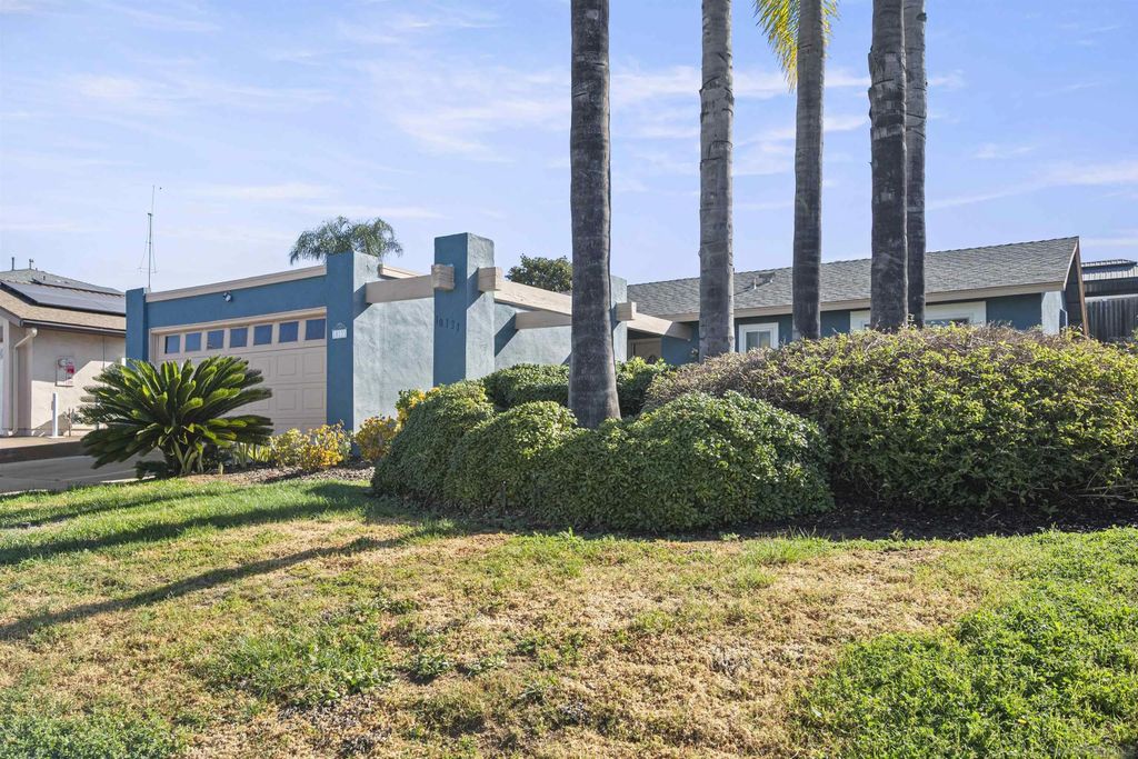 Photo of 10131 Carreta Dr, Santee, CA 92071 (MLS # 260006755)