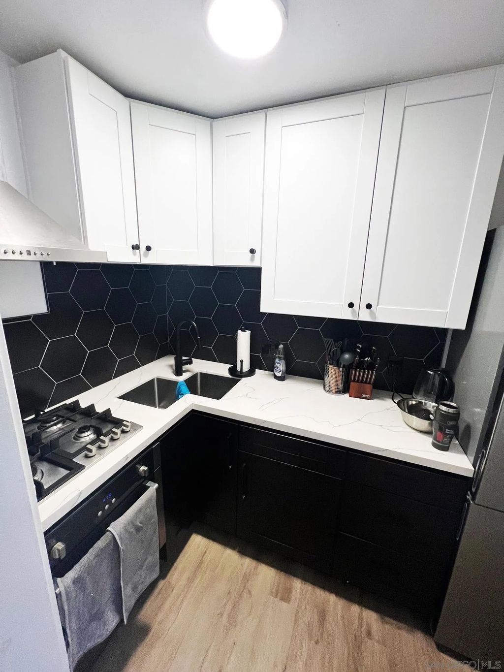 Photo of 4616 Cherokee Ave #A, San Diego, CA 92116 (MLS # 260001995)