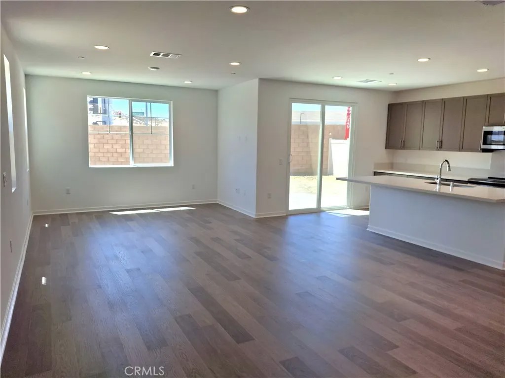 31309 Sutherland Pass