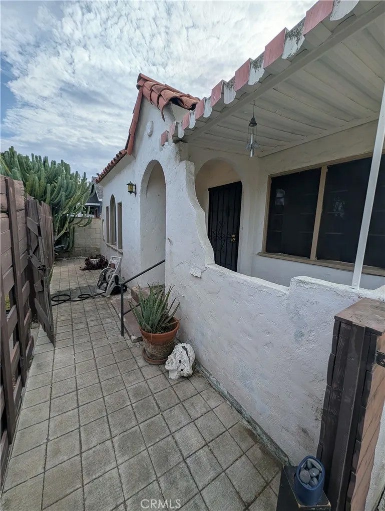 1168 Knoll Drive