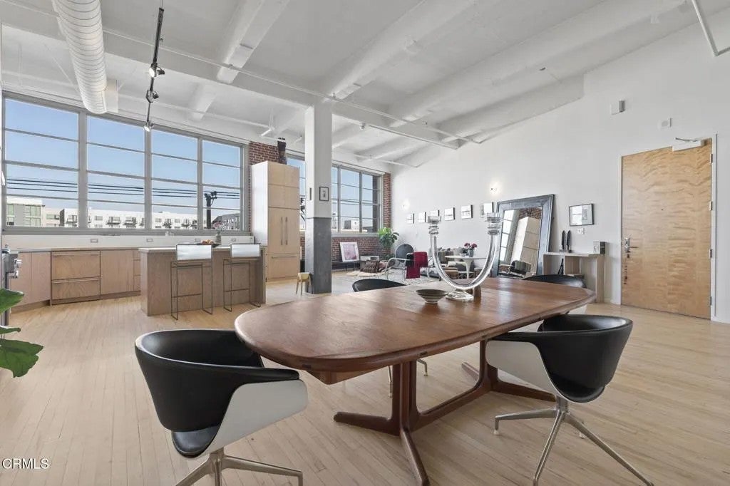 1850 Industrial Street 407