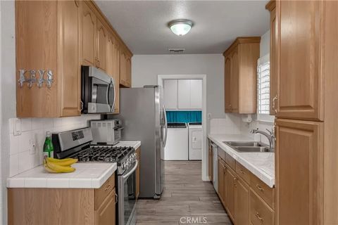 Tiny photo for 6303 Droxford St, Lakewood, CA 90713 (MLS # MB25248245)