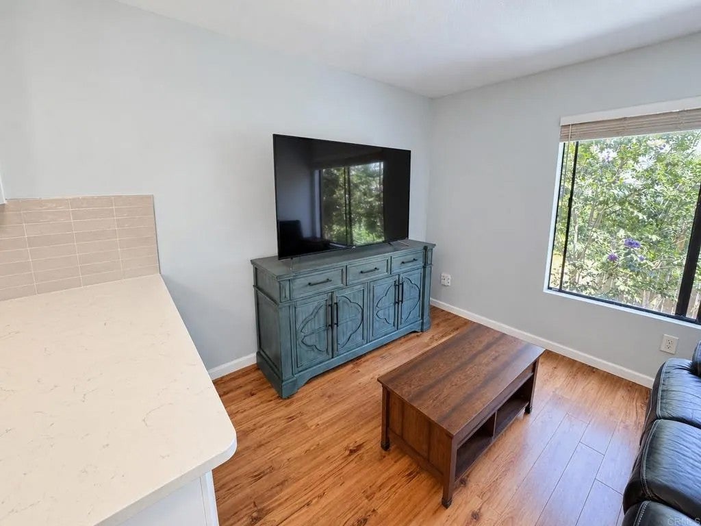3776 Alabama Street C212
