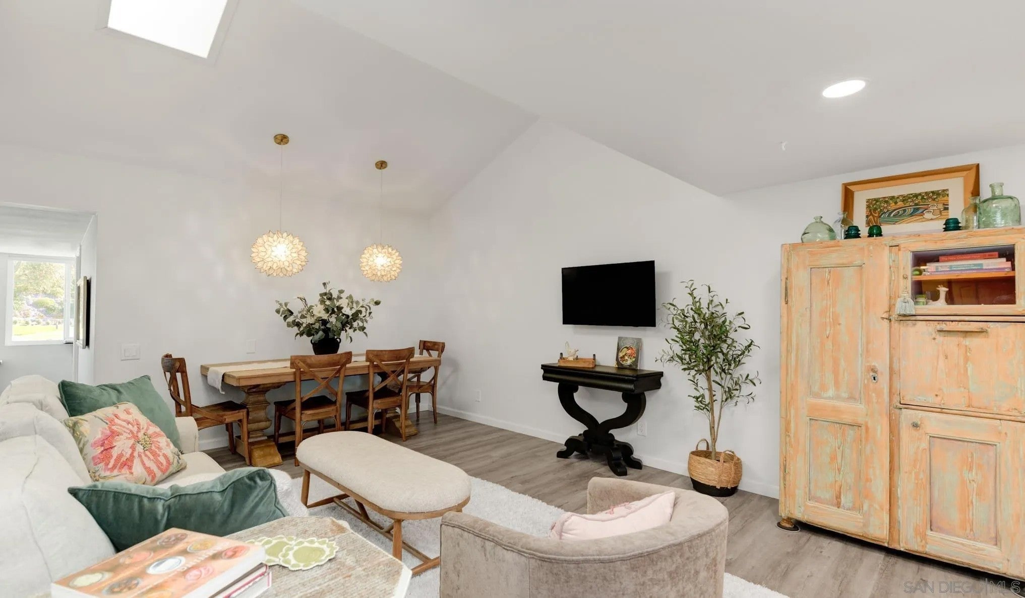 3755 Vista Campana North 11