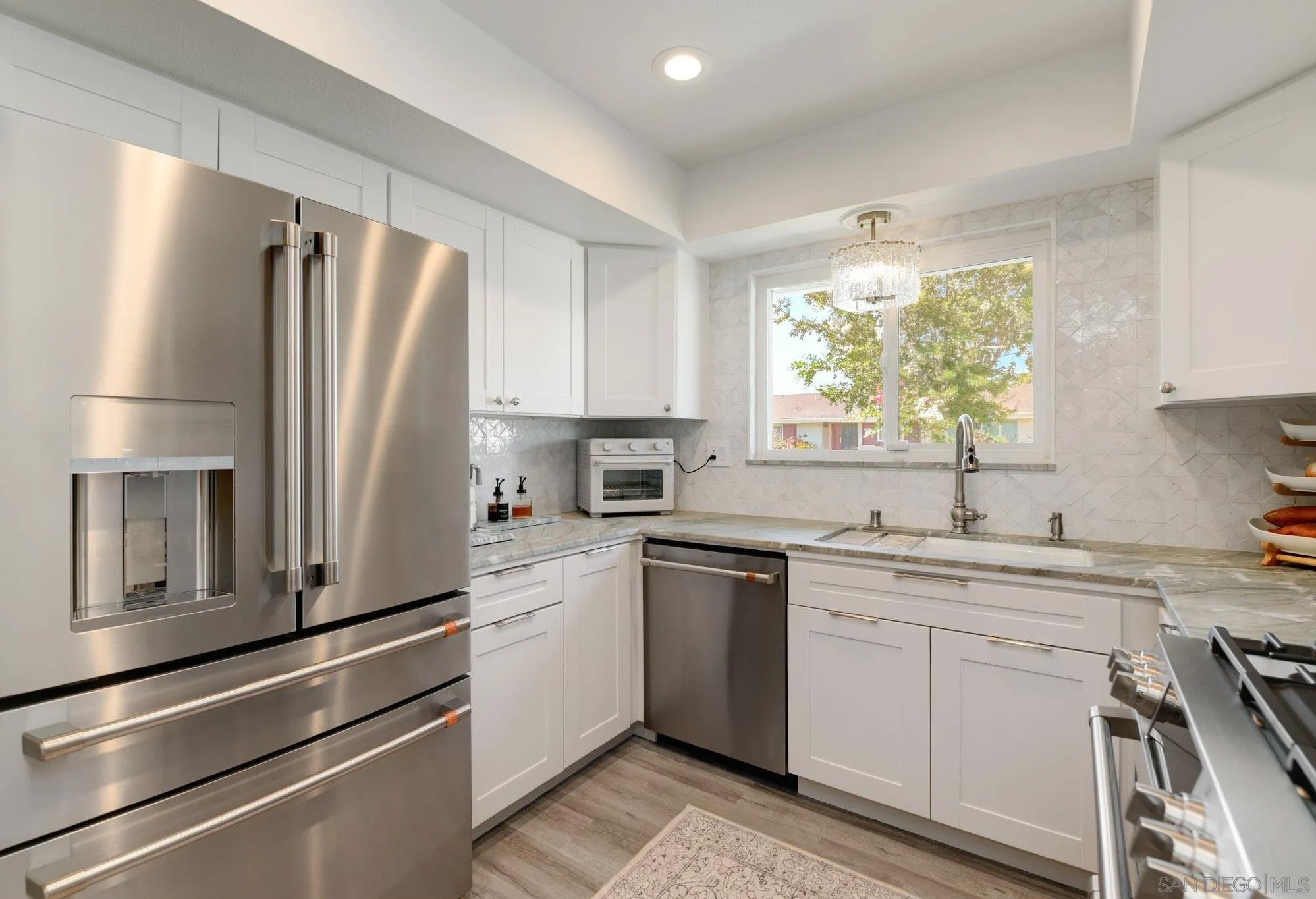 3755 Vista Campana North 11