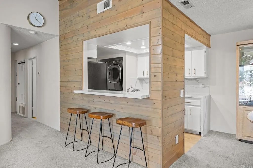 13292 Salmon River Road 204